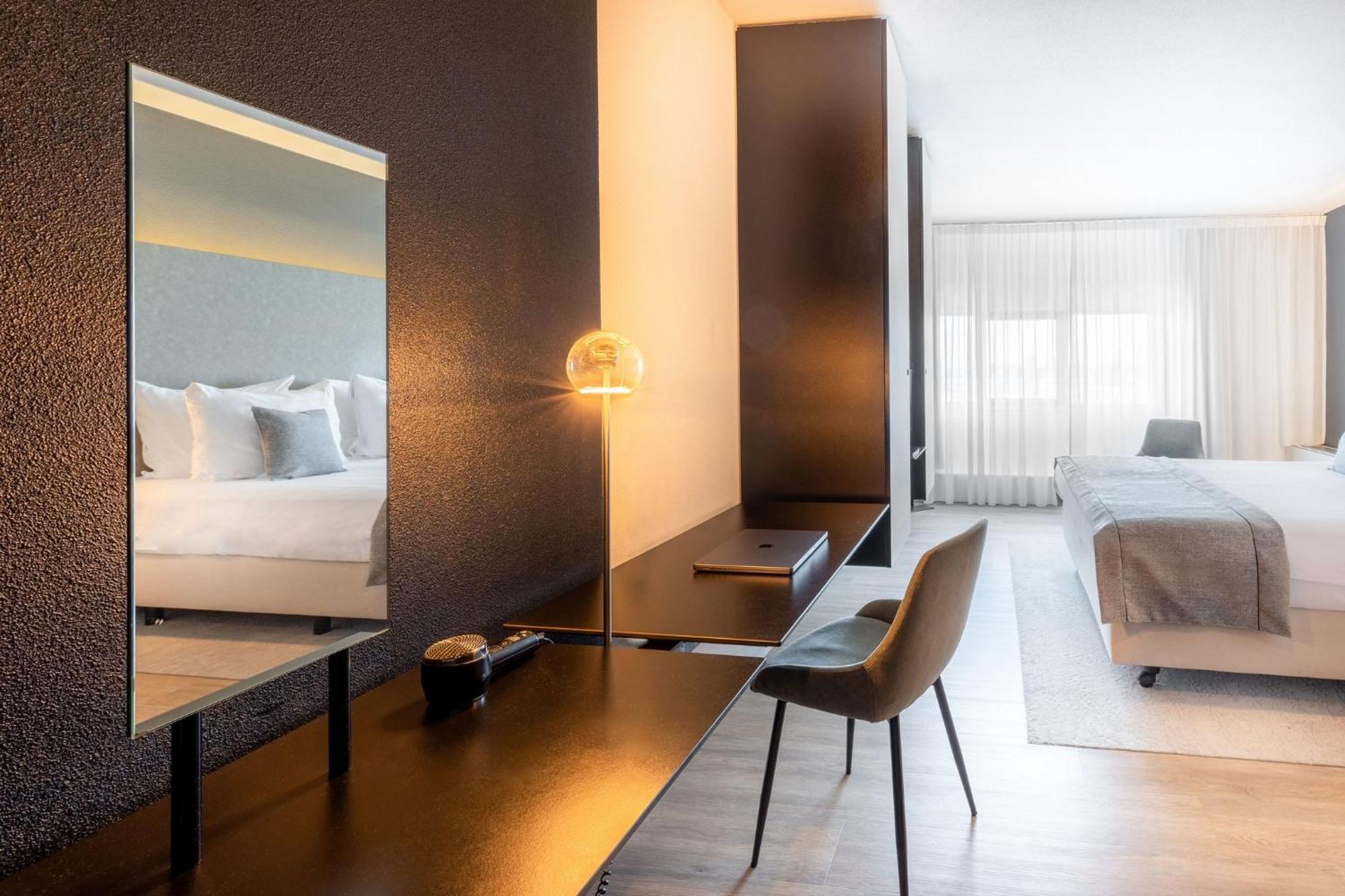 Garner Hotel Maastricht By Ihg Экстерьер фото