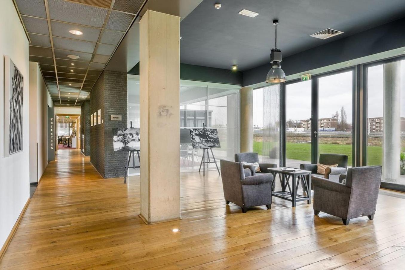 Garner Hotel Maastricht By Ihg Экстерьер фото